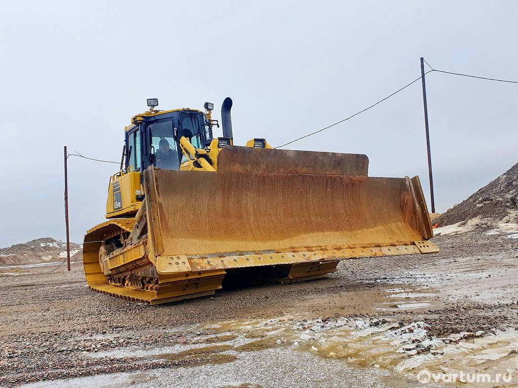 Сургут, Ханты-Мансийский АО - Komatsu D65PX-16 б/у бульдозер болотный толкач 2018 года - фото №3