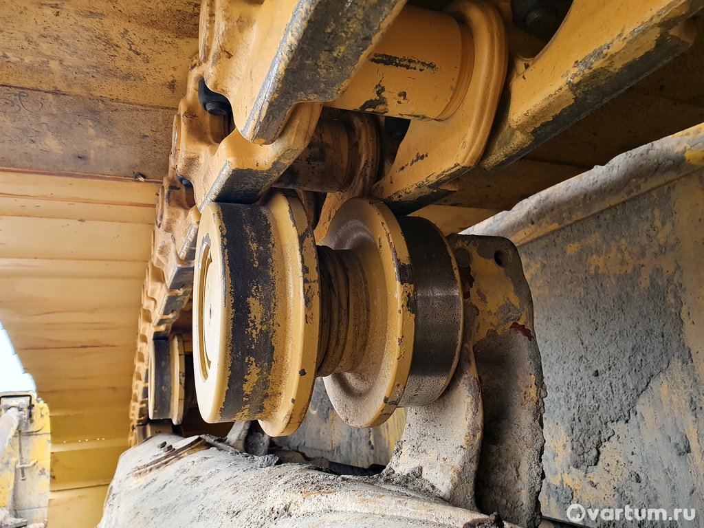Сургут, Ханты-Мансийский АО - Komatsu D65PX-16 б/у бульдозер болотный толкач 2018 года - фото №6